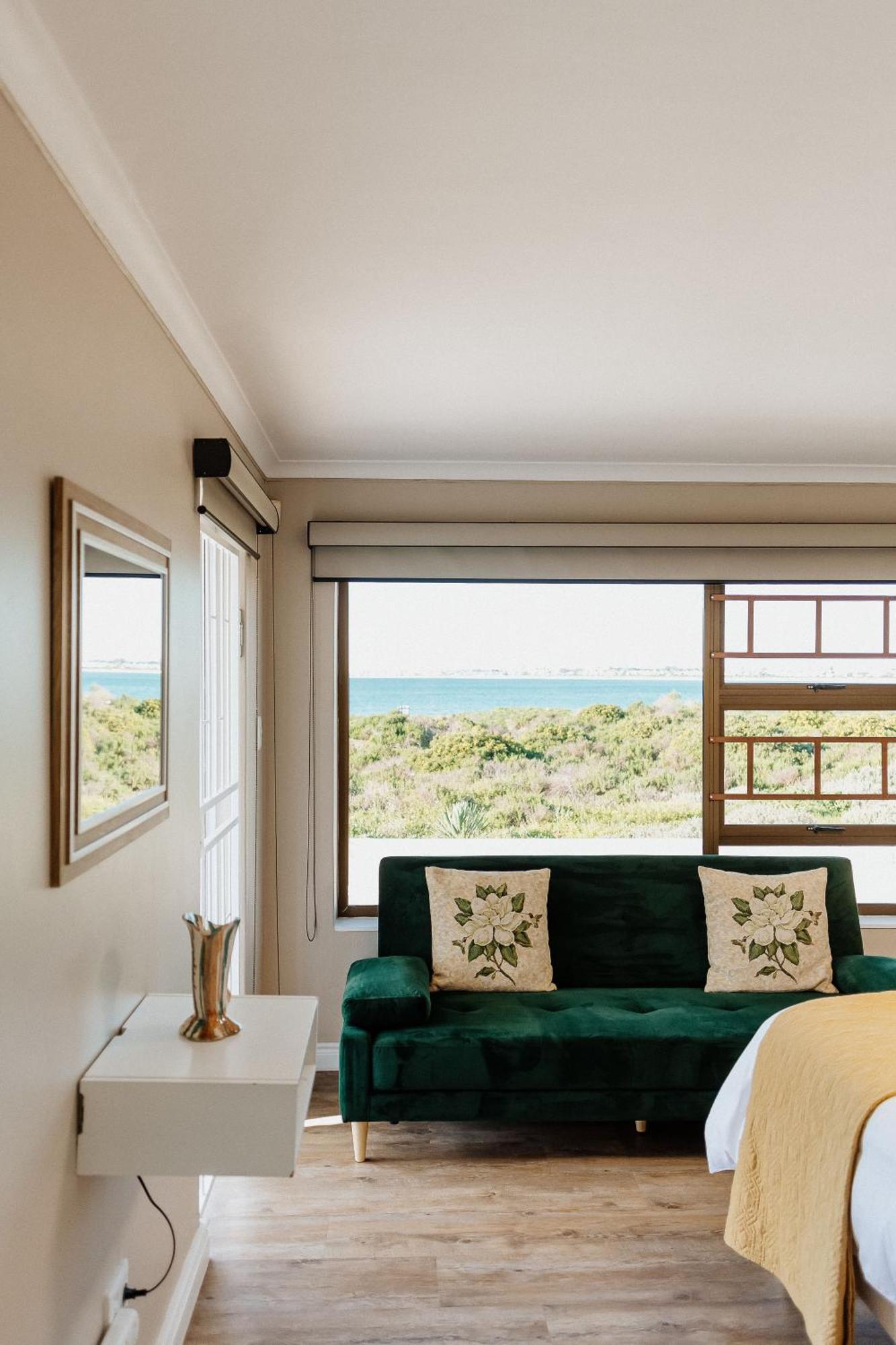 Hypnotic House Holiday home